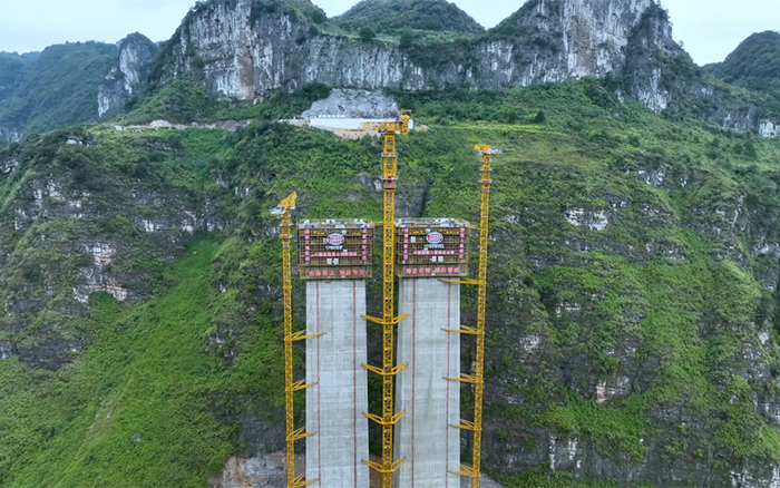 ?塔立山河！徐工塔機挑戰“世界之最”