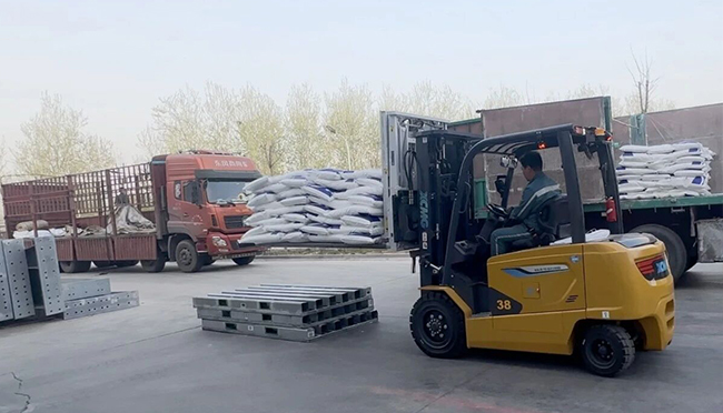 綠上云“滇”！百余臺徐工叉車助力云南水果市場綠色搬運