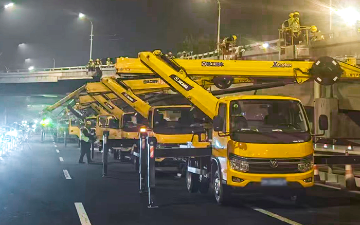 深夜攻堅京城高架！ 徐工高空車集結(jié)市政道路養(yǎng)護一線